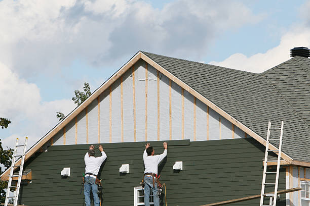 Professional Emergency Siding Repair technician working in Morristown, IN